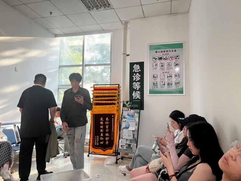 热浪袭山东，潍坊新青年音乐节有多名乐迷中暑不适
